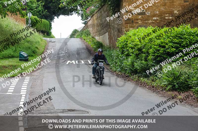 Vintage motorcycle club;eventdigitalimages;no limits trackdays;peter wileman photography;vintage motocycles;vmcc banbury run photographs